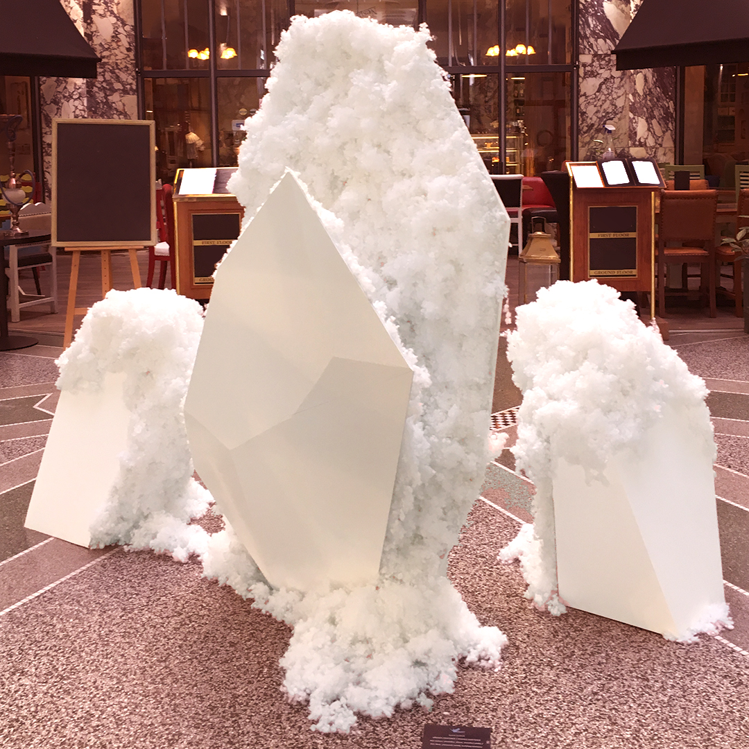 2020 fineart sculpture
contemporaryart contemporarysculpture
aesthetics
by AnnExcendent lovely crystals cloud
Radek Směták