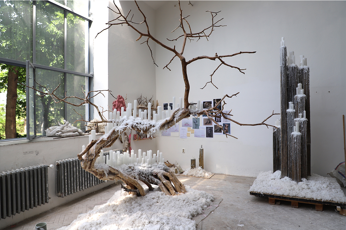 Shrine 2022 sancuary fineart sculpture
contemporaryart conteporarysculpture
by AnnExcendent lovely candle wood asthetics tree wax
Radek Směták